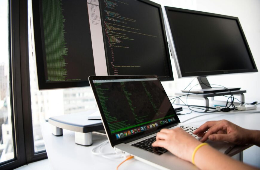 How to Become a Freelance Software Developer